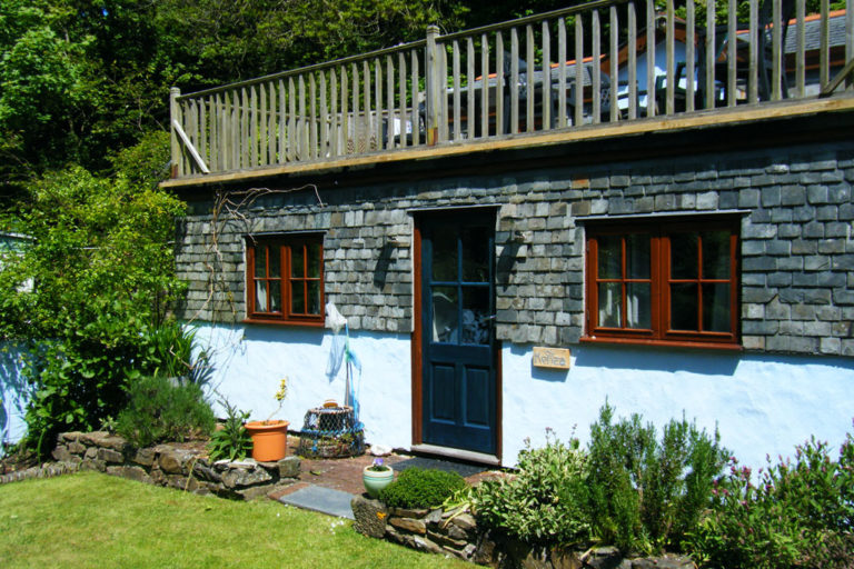 Stay in St Agnes Visitor for every budget Hotels B&Bs