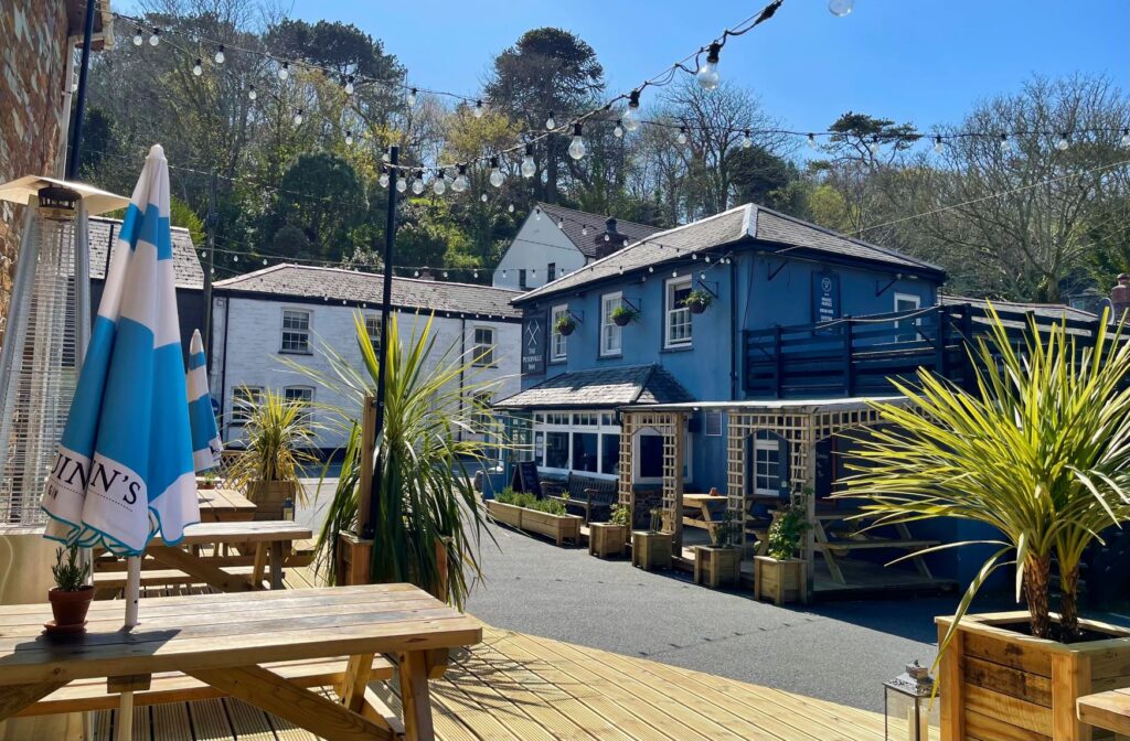 st-agnes-restaurants-pubs-bars-places-to-eat-drink-in-st-agnes-cornwall